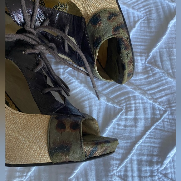 Naughty Monkey Raffia Heels - Picture 4 of 5